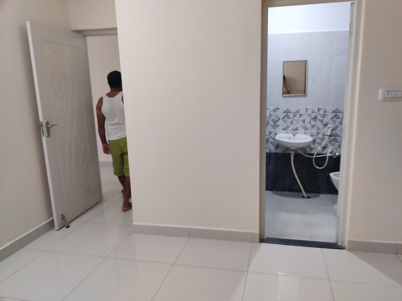 2bhk Apartment flat for rent/ Koramangala/Bedroom https://renthouzz.in/