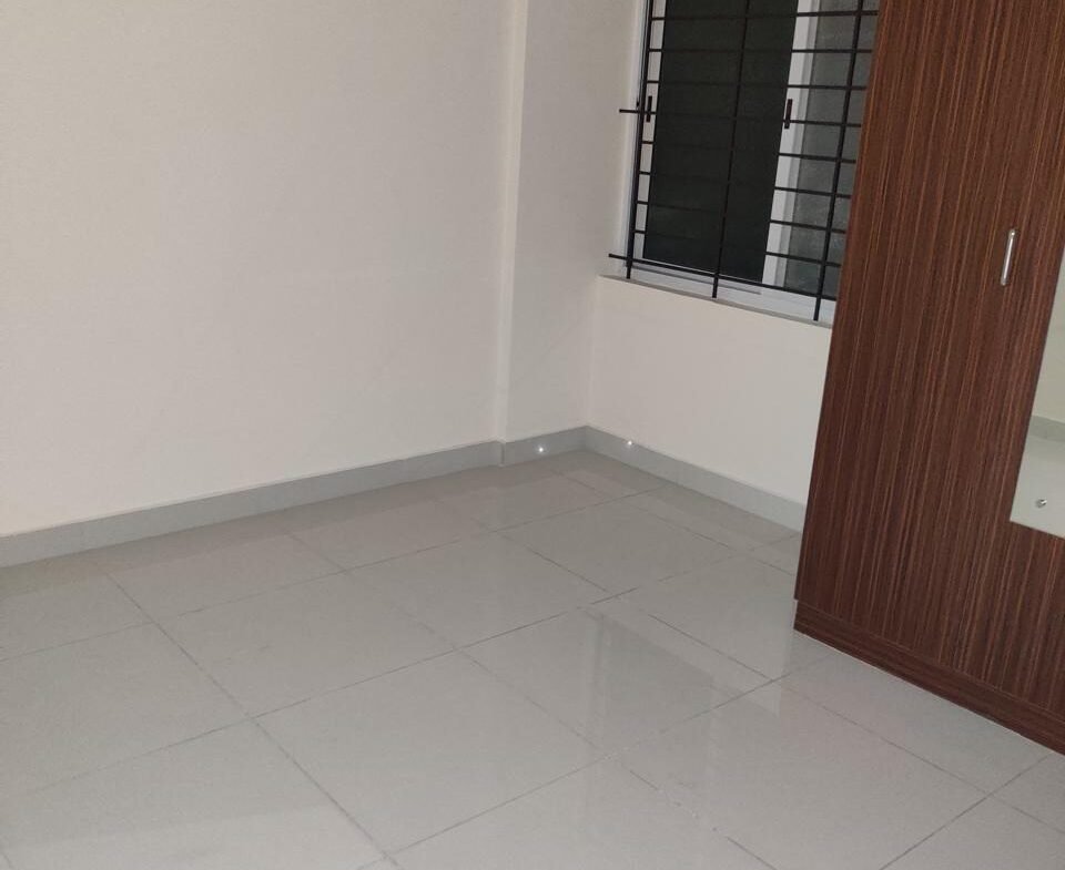 2bhk Apartment flat for rent/ Koramangala/ bEdroom https://renthouzz.in/