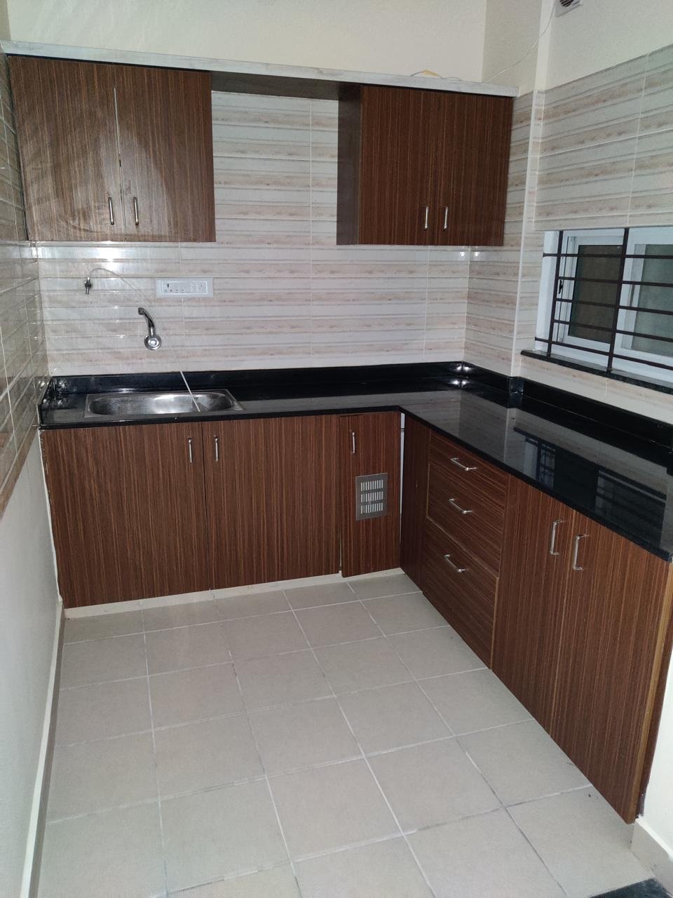 2bhk Apartment flat for rent/ Koramangala/ Kitchen https://renthouzz.in/