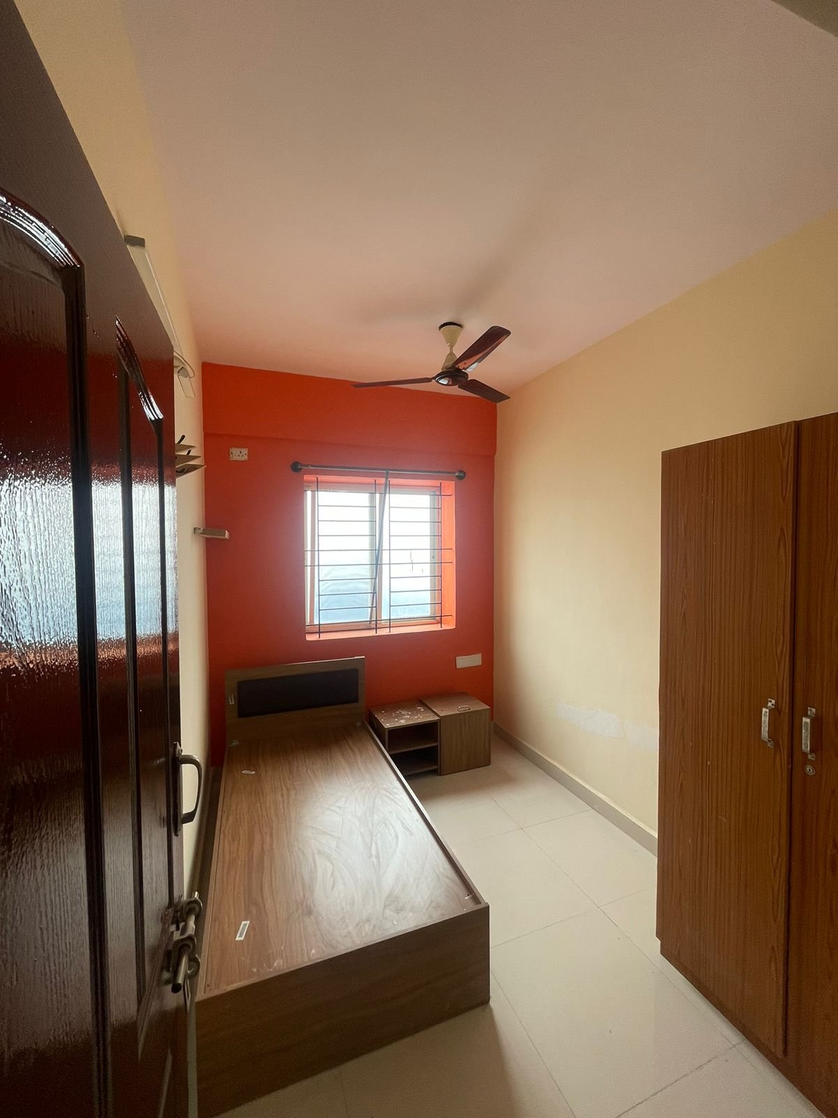 Brand new Luxurious 2bhk semi furnished flat for rent/ Bedroom https://renthouzz.in/