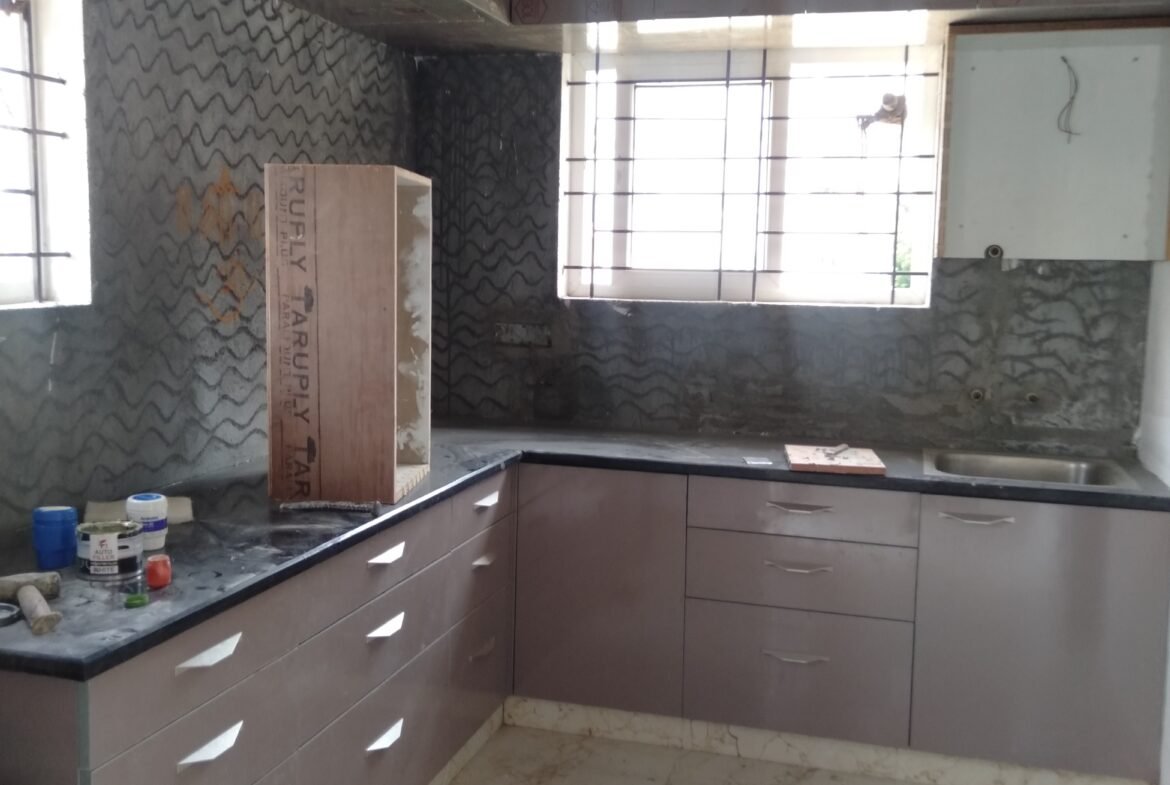 Luxurious Apartment flat for sale 3bhk semi furnished / JP Nagar 7th Phase / /Kitchen https://renthouzz.in/