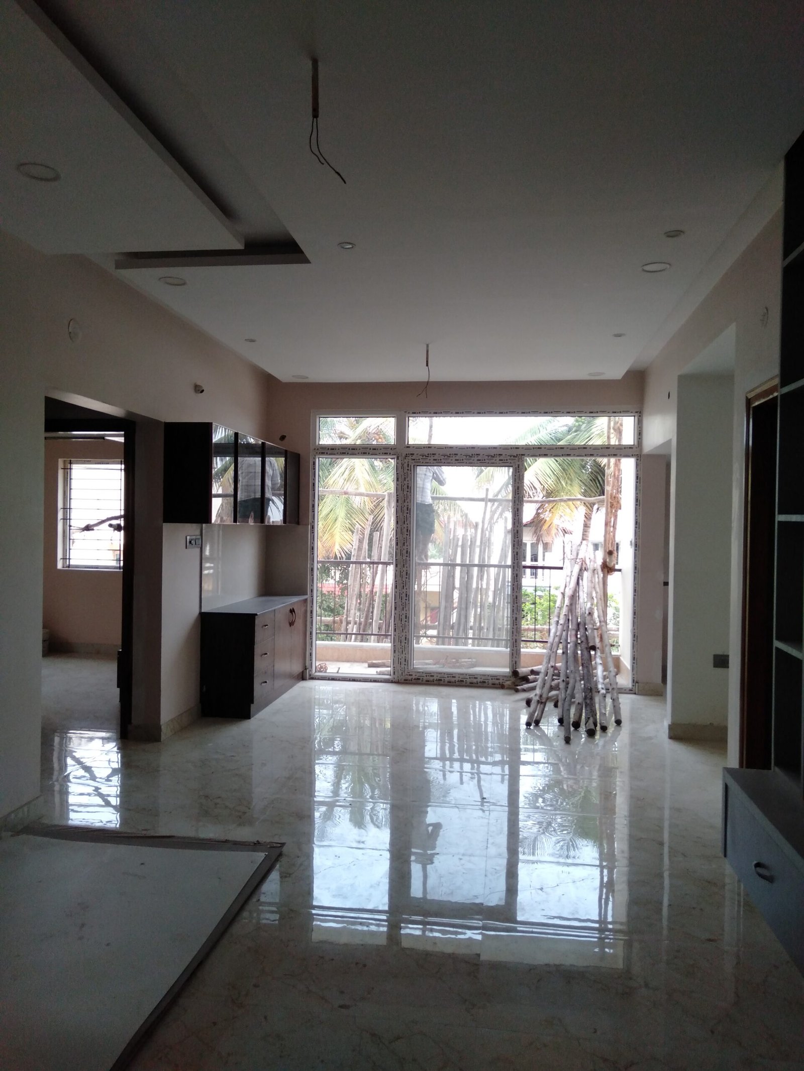 Luxurious Apartment flat for sale 3bhk semi furnished / JP Nagar 7th Phase / / Hall https://renthouzz.in/