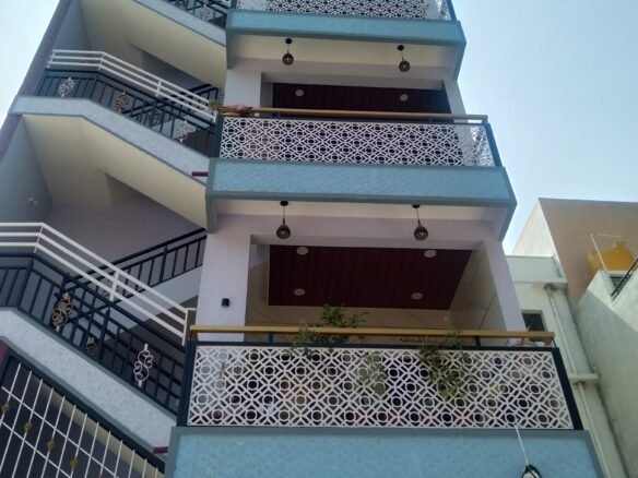 Independent Rental Income building for sale/ Subsash Nagar/ Building front view https://renthouzz.in/