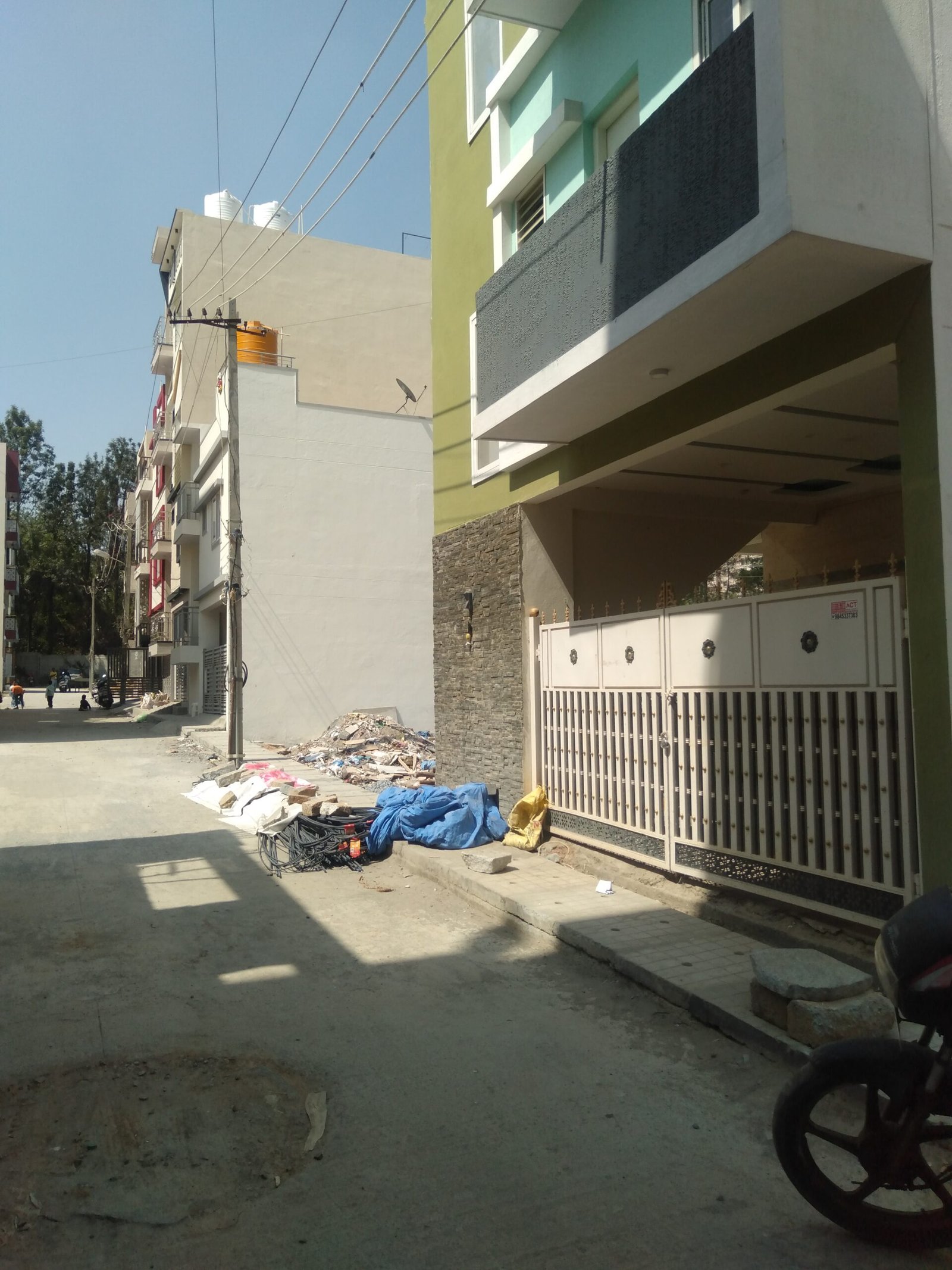 Independent Rental Income building for sale/ Subsash Nagar/ Building road view https://renthouzz.in/