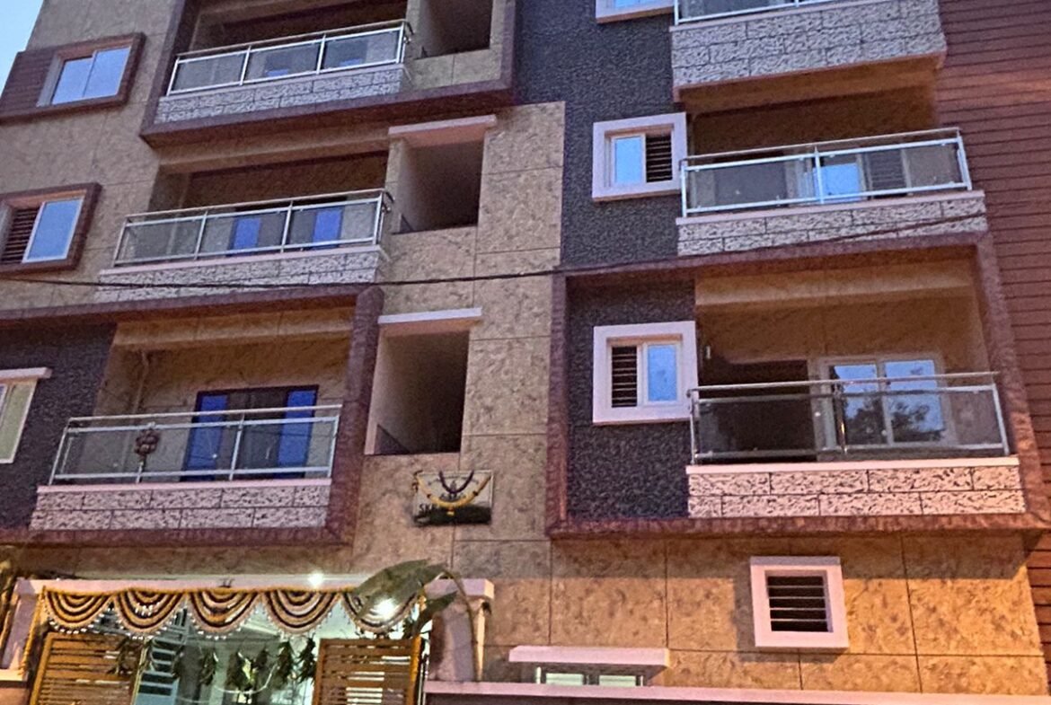 Spacious 2 BHK Fully Furnished Flat for Rent | Prime Location | Modern Amenities In BTM Layout 2nd Stage Bangalore/ Building Front View https://renthouzz.in/