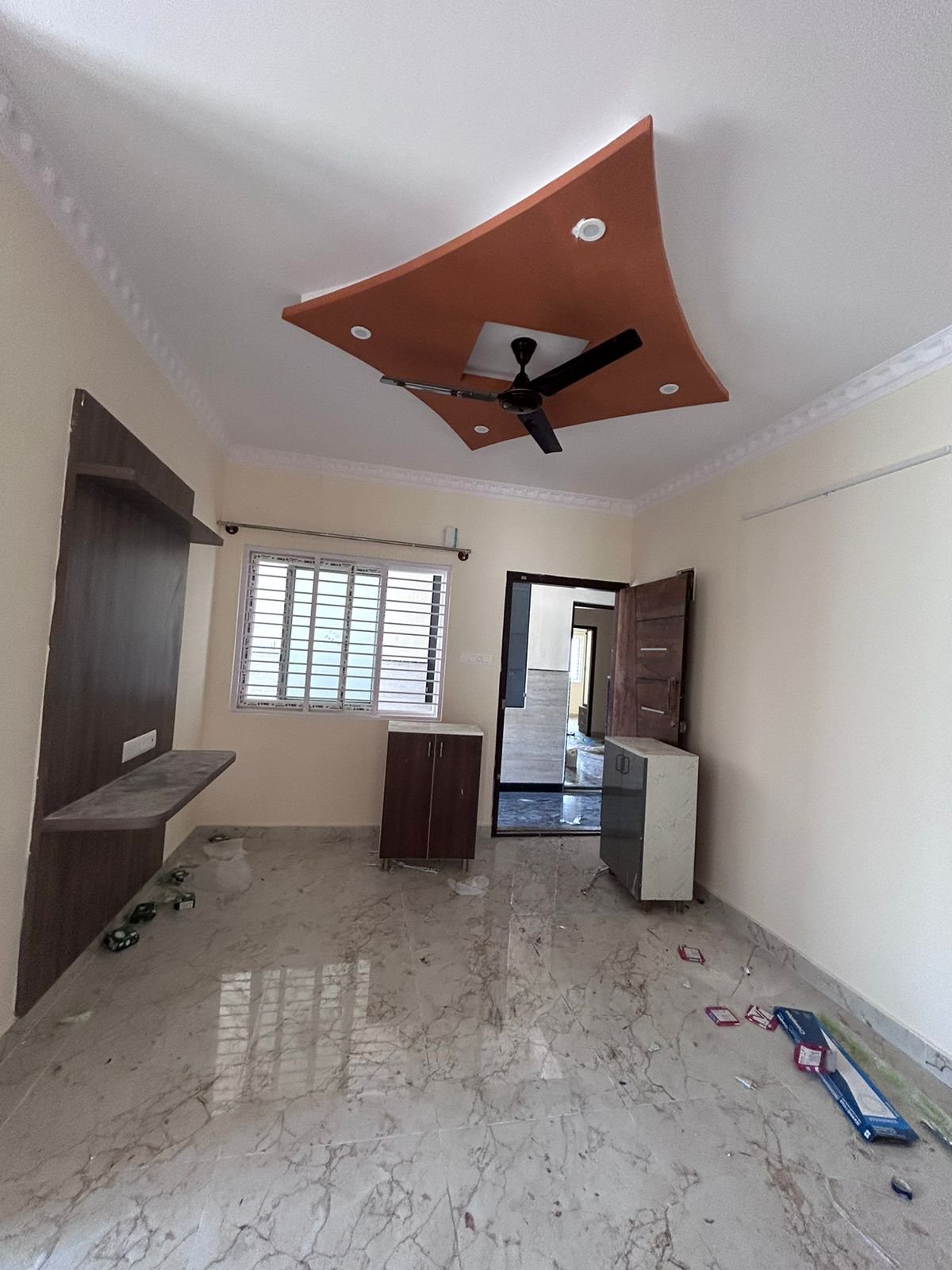 Spacious 2 BHK Fully Furnished Flat for Rent | Prime Location | Modern Amenities In BTM Layout 2nd Stage Bangalore/ Hall https://renthouzz.in/