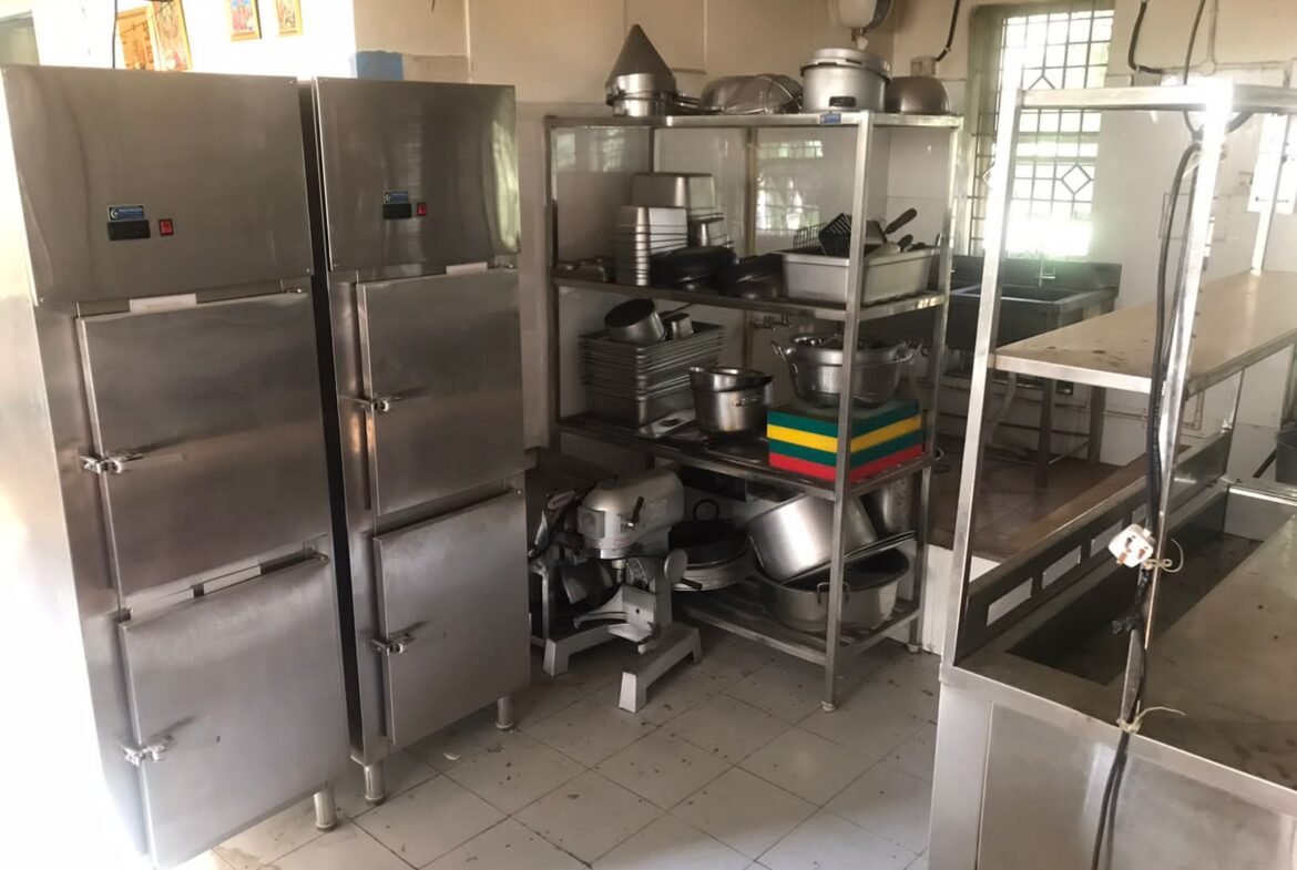 Commercial Cloud Kitchen for rent in Koramangla Bangalore / Cloud KItchen https://renthouzz.in/