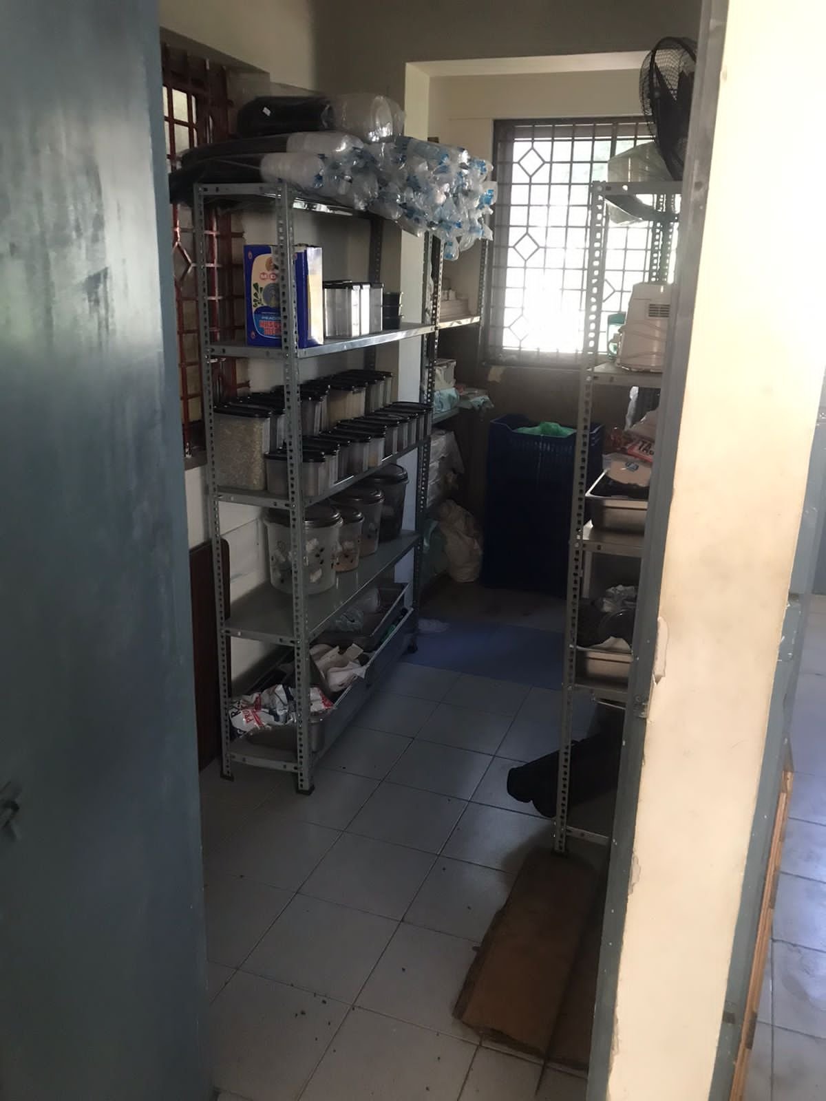 Commercial Cloud Kitchen for rent in Koramangla Bangalore / Cloud KItchen https://renthouzz.in/