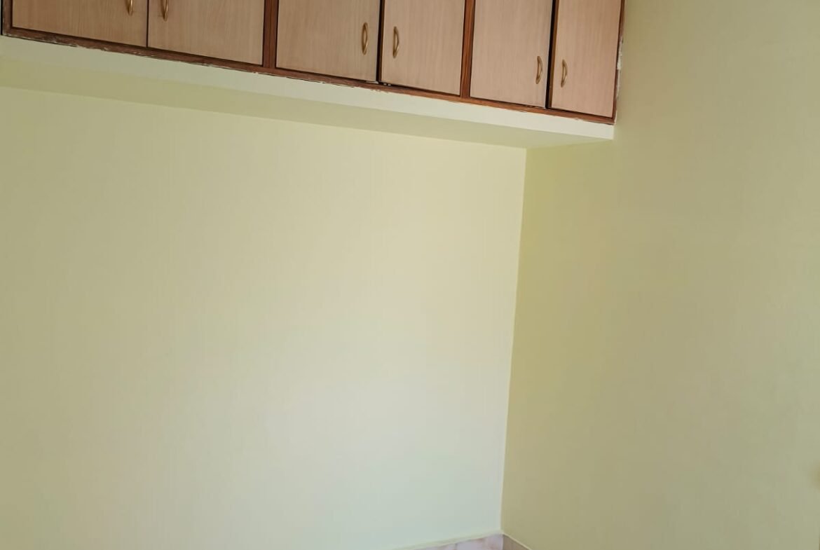 Spacious 3BHK Flat for Rent | Comfortable Living with Modern Amenities I Btm Layout 2nd stage I Bangalore I https://renthouzz.in/