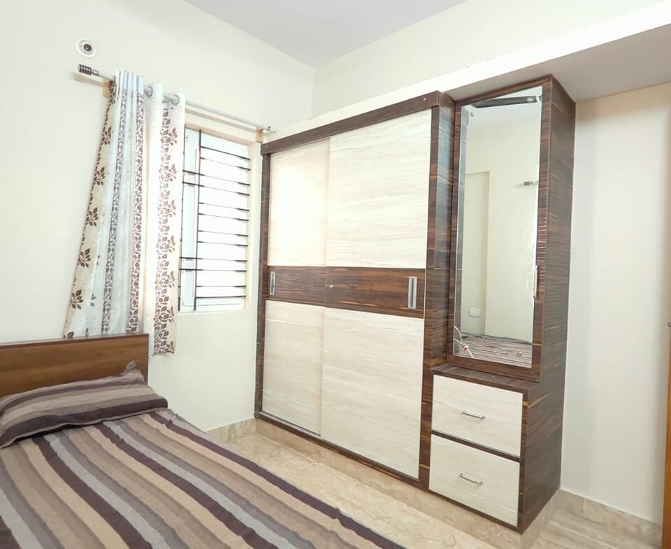 Elegant 2BHK Fully Furnished Flat for Rent | BTM 2 ND STAGE I Bangalore I Stylish, Move-In Ready I bedroom https://renthouzz.in/