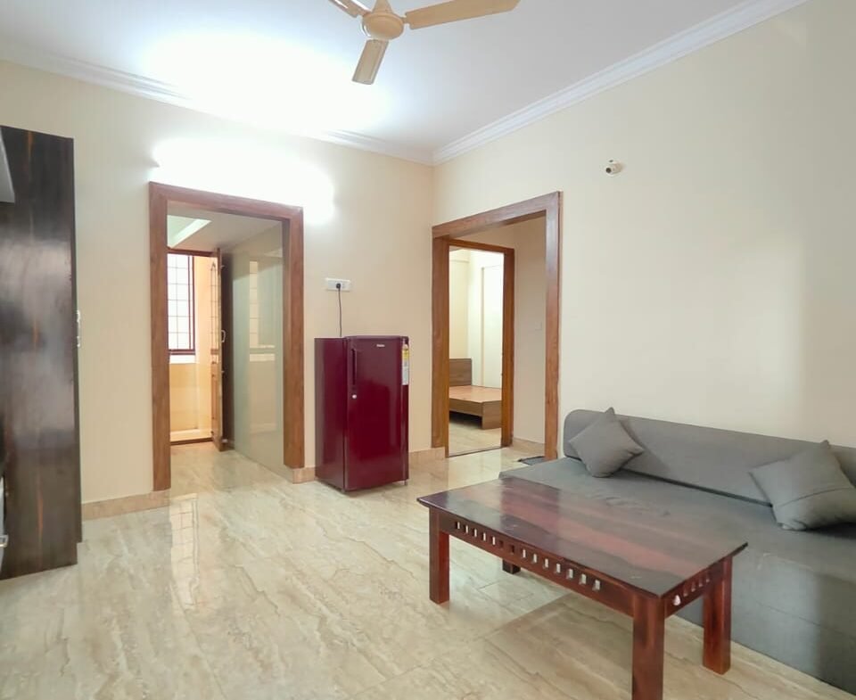 Elegant 2BHK Fully Furnished Flat for Rent | BTM 2 ND STAGE I Bangalore I Stylish, Move-In Ready I Hall https://renthouzz.in/