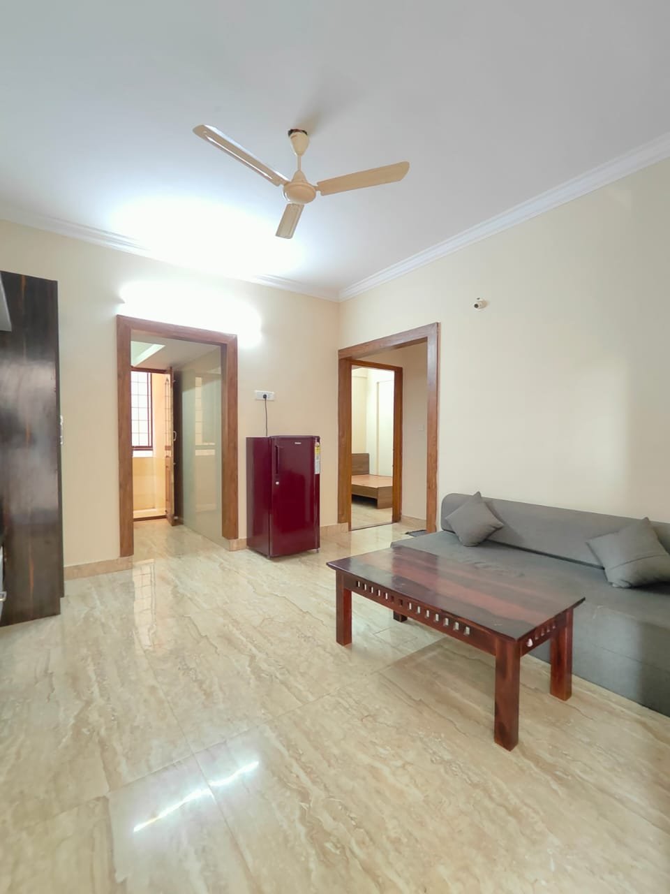 Elegant 2BHK Fully Furnished Flat for Rent | BTM 2 ND STAGE I Bangalore I Stylish, Move-In Ready I Hall https://renthouzz.in/