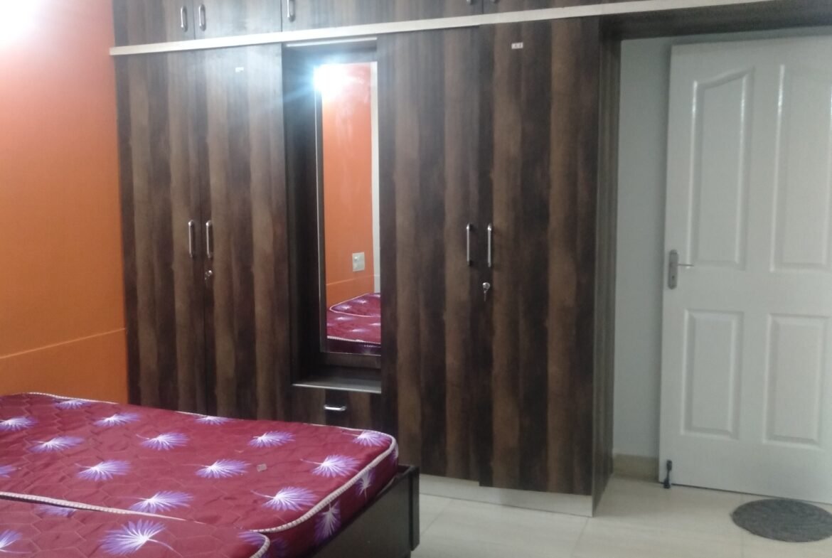 Fully Furnished 3BHK Flat for Rent | Stylish & Ready-to-Move-In Living Space near Meenakashi Mall Bannnerghatt Main Road https://renthouzz.in/