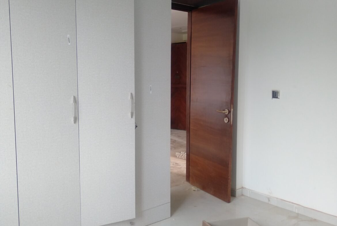 Spacious 3BHK Flat for Rent | Comfortable Living with Modern Amenities I Viveknagar I Bangalore I Bedroom https://renthouzz.in/