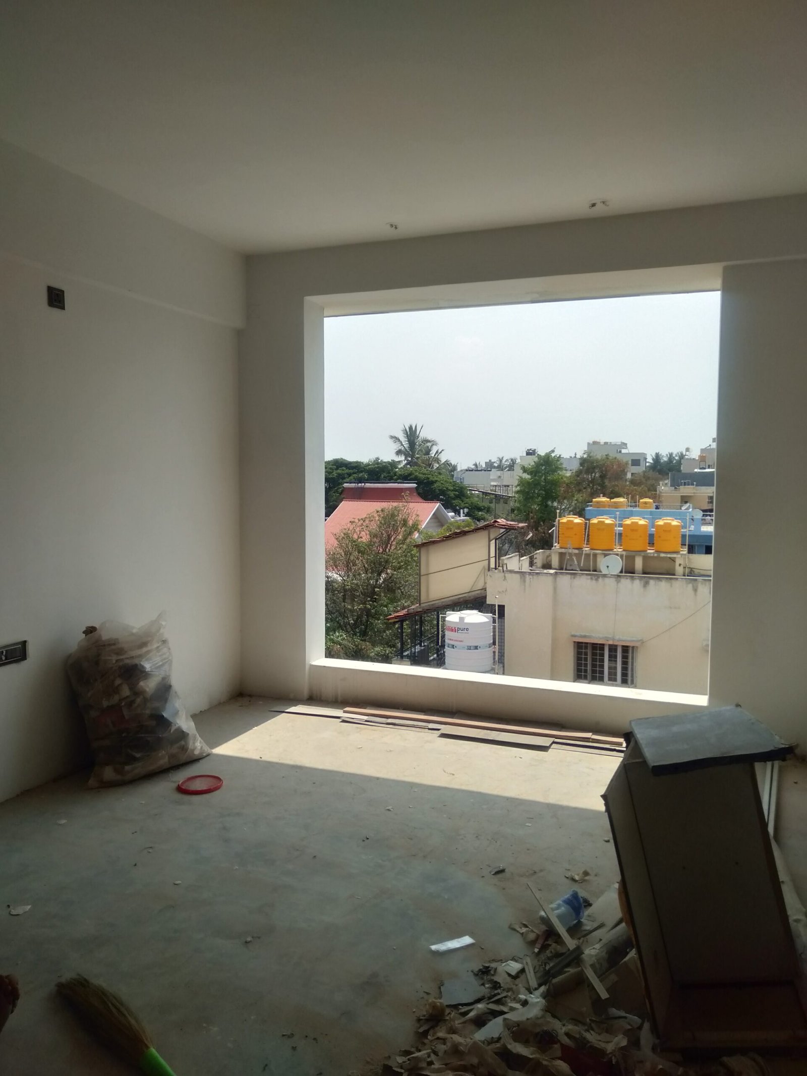 Spacious 3BHK Flat for Rent | Comfortable Living with Modern Amenities I Viveknagar I Bangalore I Hall https://renthouzz.in/