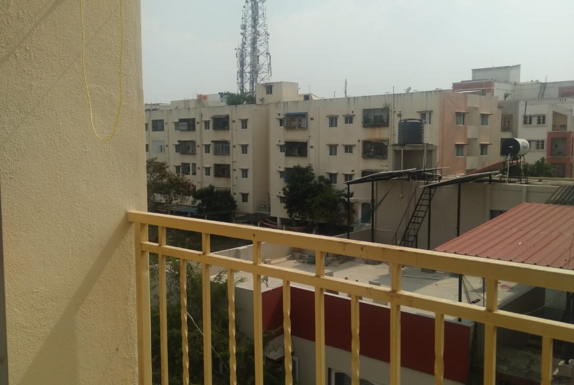 Spacious 1BHK Flat for Sale | Comfortable Living with Modern Amenities I Gottigere I Bannerghatta Main road I Bangalore I Balcony https://renthouzz.in/