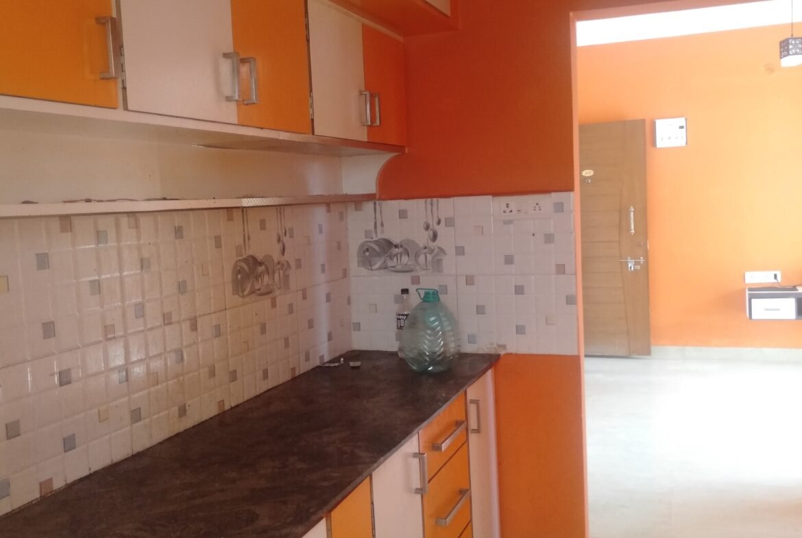 Spacious 1BHK Flat for Sale | Comfortable Living with Modern Amenities I Gottigere I Bannerghatta Main road I Bangalore I Kitchen https://renthouzz.in/