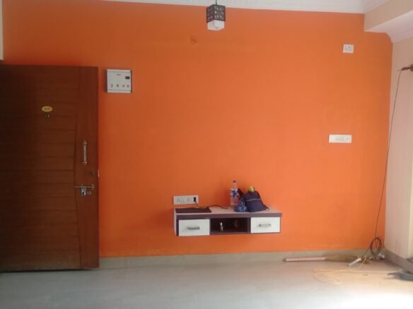 Spacious 1BHK Flat for Sale | Comfortable Living with Modern Amenities I Gottigere I Bannerghatta Main road I Bangalore I hall https://renthouzz.in/