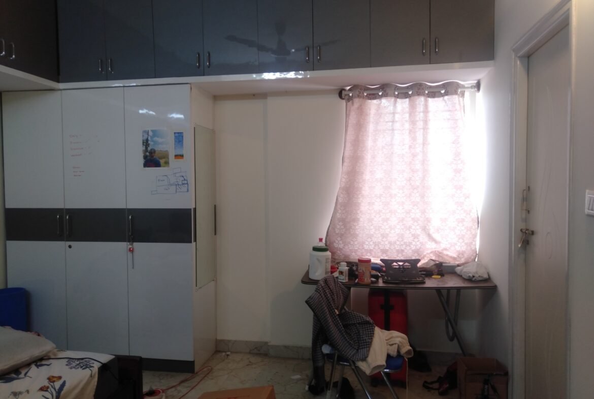 Spacious 3BHK Flat for Rent | Comfortable Living with Modern Amenities I Btm Layout 2nd stage I Bangalore I https://renthouzz.in/