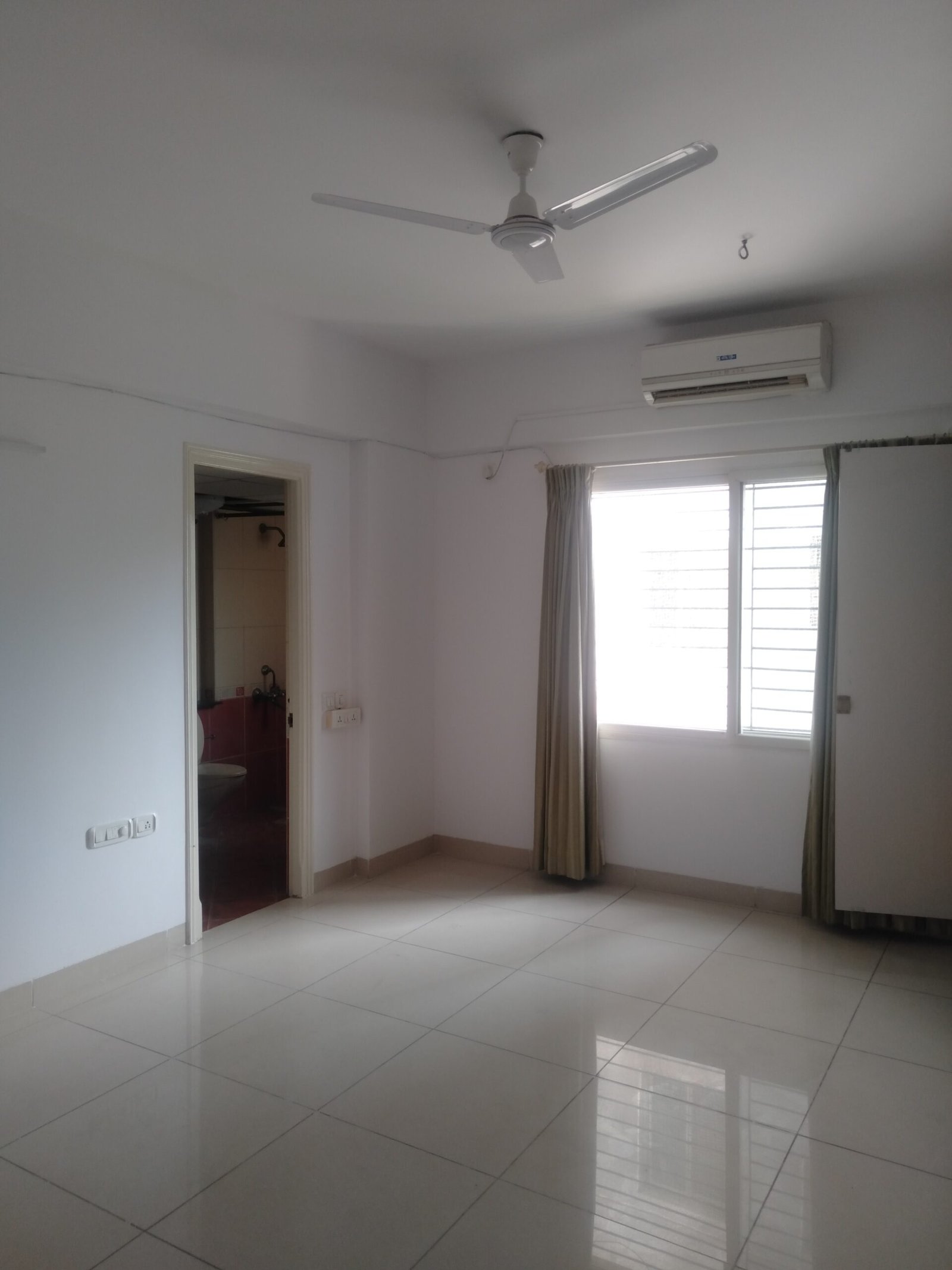 Spacious 3BHK Flat for Rent | Comfortable Living with Modern Amenities I Btm Layout 2nd stage I Bangalore I Bedroom https://renthouzz.in/