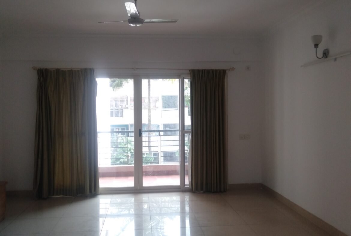 Spacious 3BHK Flat for Rent | Comfortable Living with Modern Amenities I Btm Layout 2nd stage I Bangalore I Hall https://renthouzz.in/