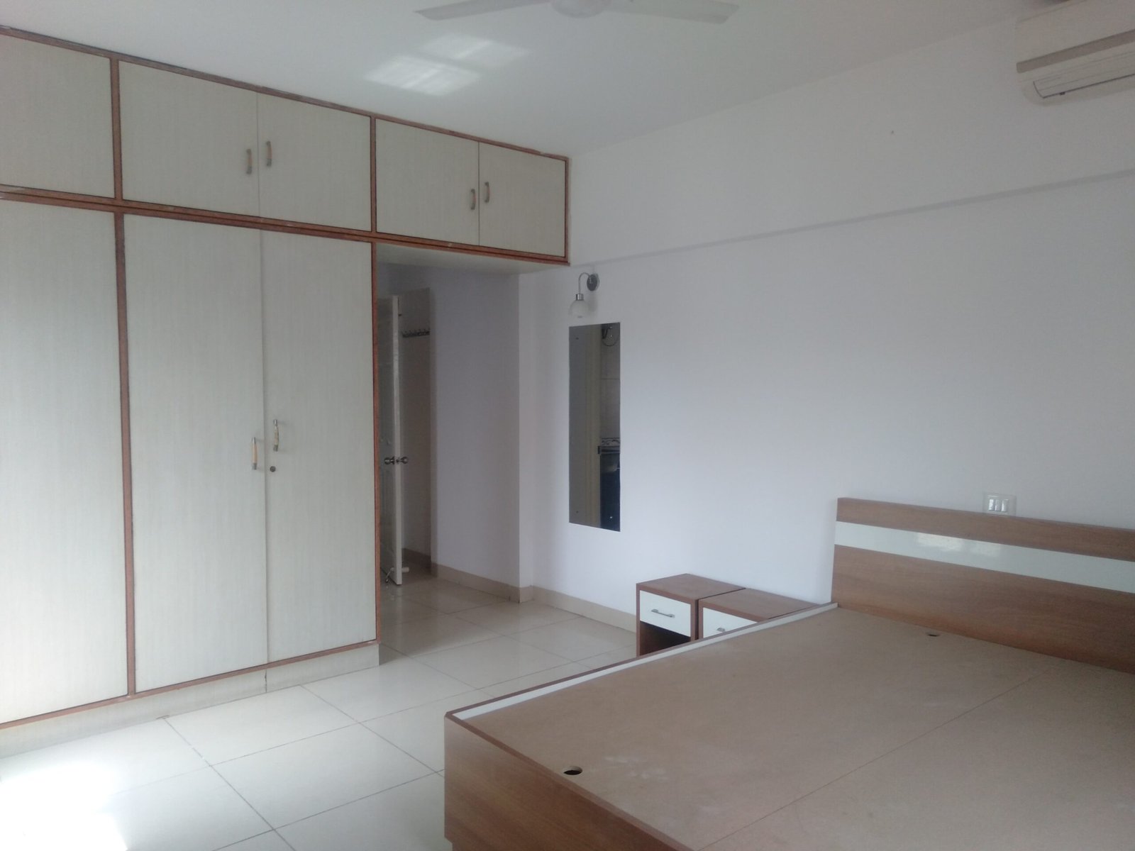 Spacious 3BHK Flat for Rent | Comfortable Living with Modern Amenities I Btm Layout 2nd stage I Bangalore I Bedroom https://renthouzz.in/