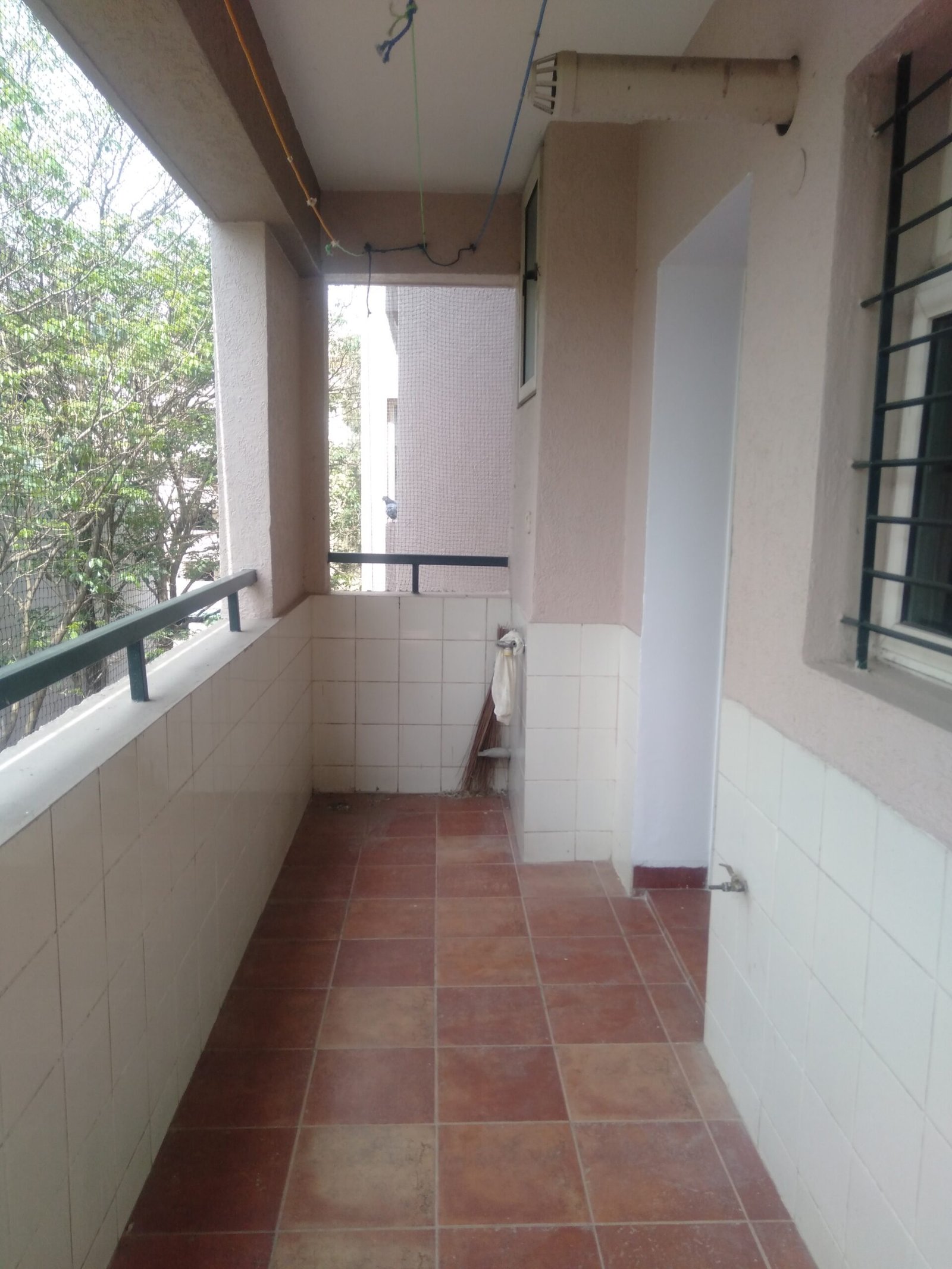 Spacious 3BHK Flat for Rent | Comfortable Living with Modern Amenities I Btm Layout 2nd stage I Bangalore I Utility https://renthouzz.in/