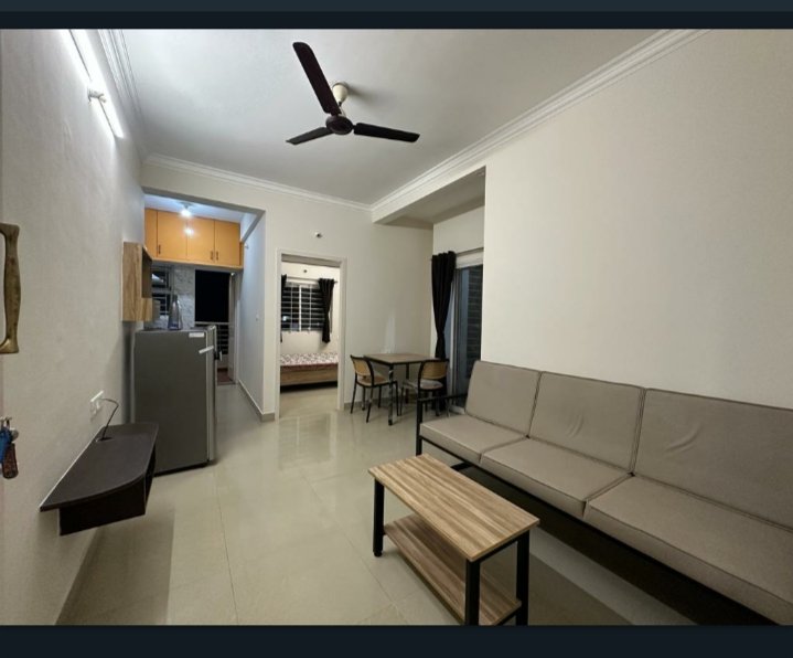 Luxurious 2bhk fully furnished flat for rent Bommanahalli near to the signal/Hall https://renthouzz.in/