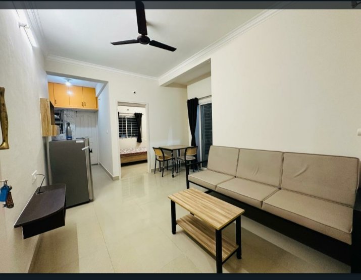 Luxurious 2bhk fully furnished flat for rent Bommanahalli near to the signal/Hall https://renthouzz.in/