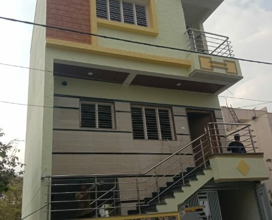 Brand New Independent Building for Sale | Modern Design & Prime Location I 3bhk duplex house I Building front view I Near Gottigere Bannerghatt Main Road I Bangalore https://renthouzz.in/