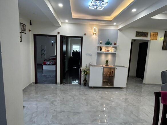 "Spacious 2400 sqft 3BHK Luxury Flats for Sale in HSR Layout | Modern Construction & Excellent Ventilation | Ample Parking Available" Living room https://renthouzz.in/