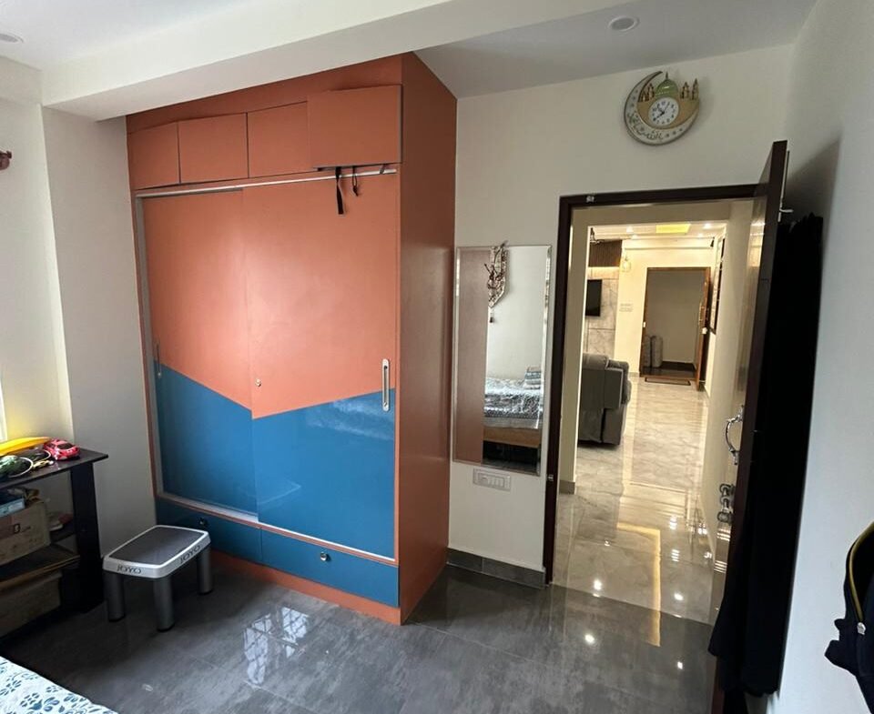 "Spacious 2400 sqft 3BHK Luxury Flats for Sale in HSR Layout | Modern Construction & Excellent Ventilation | Ample Parking Available" Bedroom https://renthouzz.in/