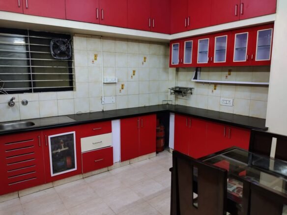 "Spacious 1200 sqft 2BHK Luxury Flats for rent in Koramangala | Modern Construction & Excellent Ventilation | Ample Parking Available" Modular Kitchen https://renthouzz.in/