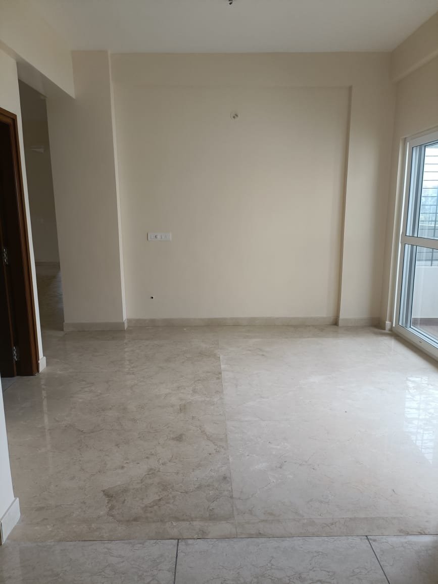 "Spacious 2400 sqft 3BHK Luxury Flats for Sale in HSR Layout | Modern Construction & Excellent Ventilation | Ample Parking Available" Bedroom https://renthouzz.in/