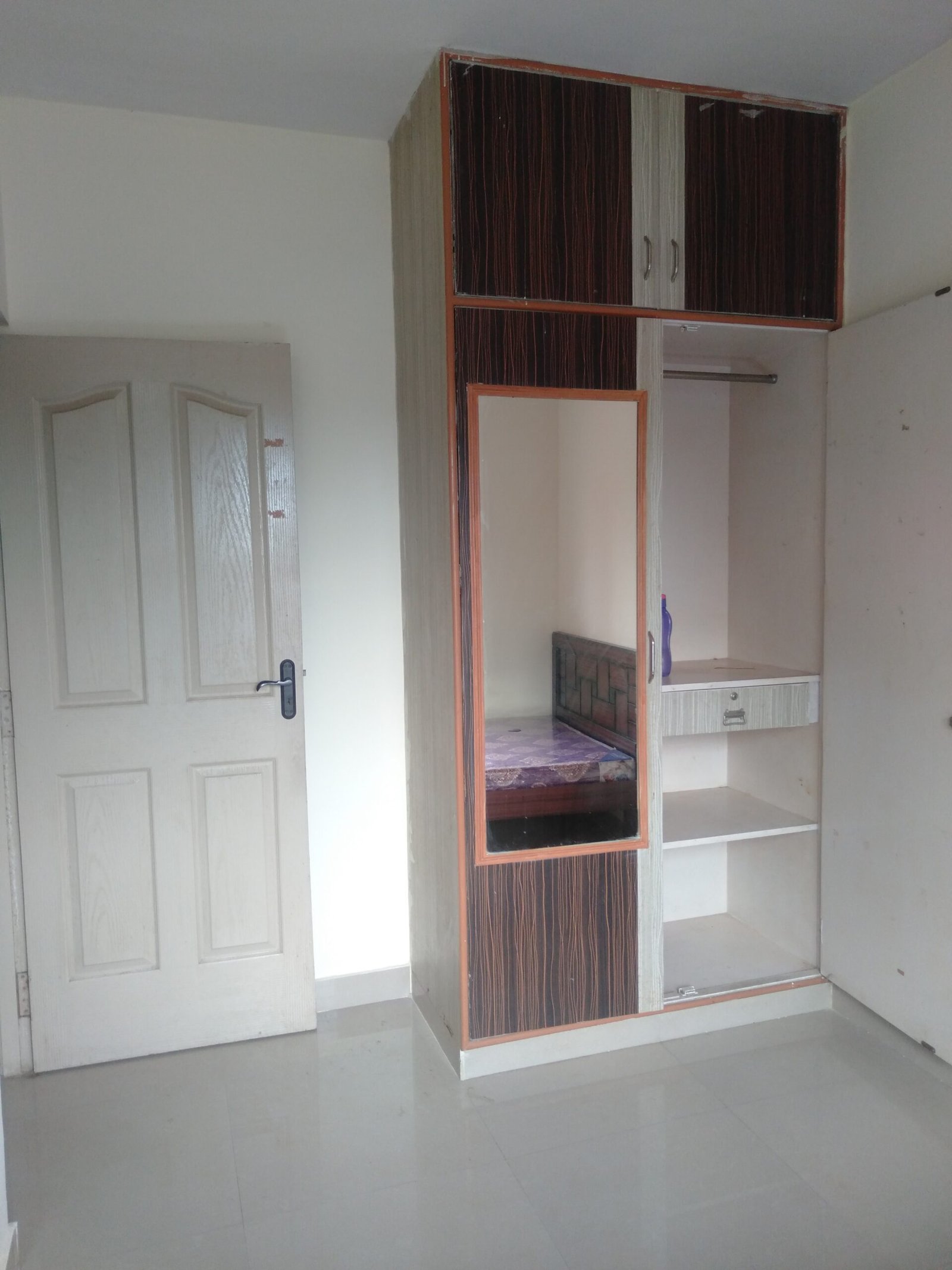 "Spacious 400 sqft 1BHK Flat for rent in BTM Layout 2nd Stage | Modern Construction & Excellent Ventilation | Ample Bike Parking Available" Bedroom https://renthouzz.in/