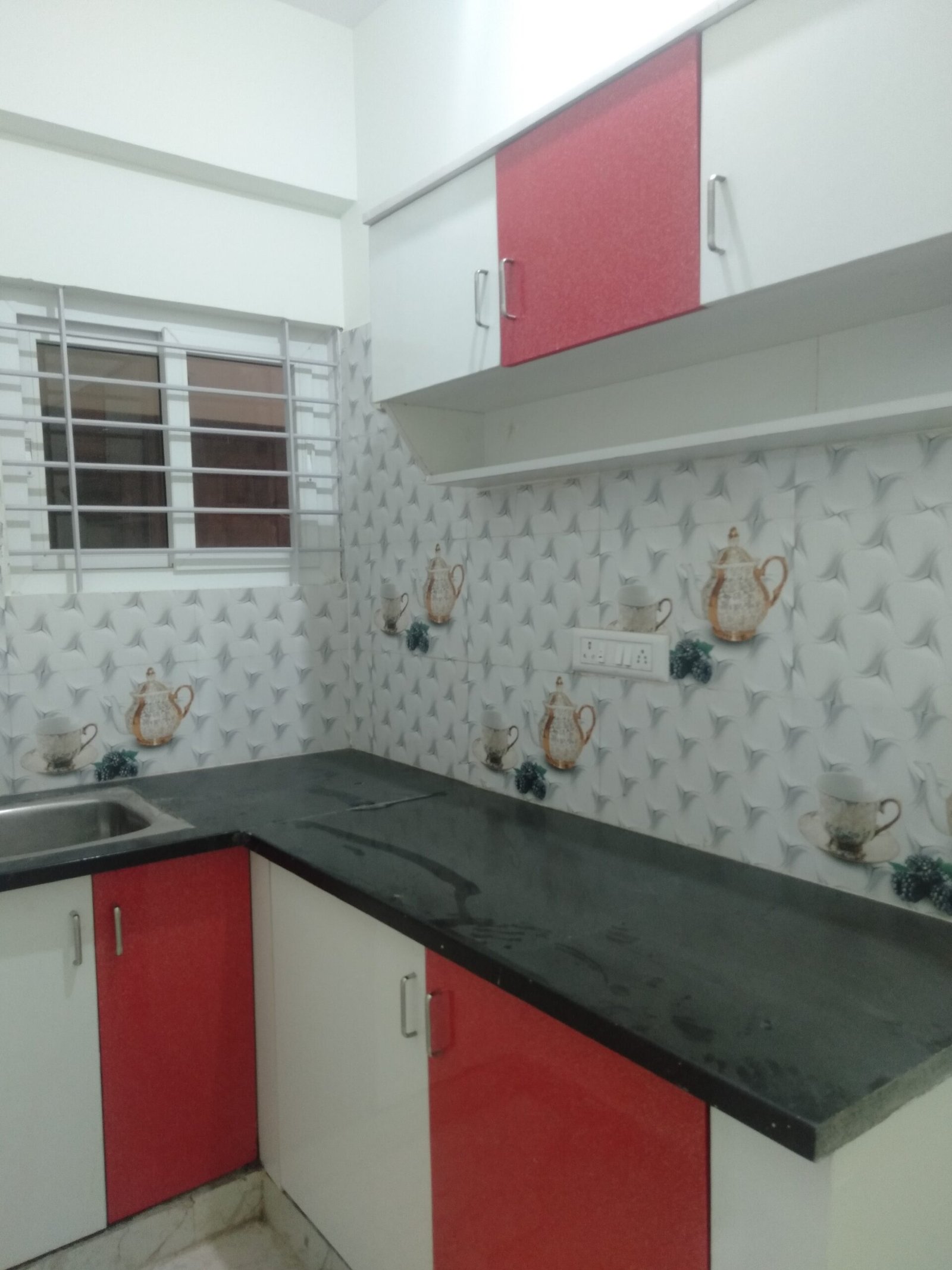 "Spacious 400 sqft 1BHK Flat for rent in BTM Layout 2nd Stage | Modern Construction & Excellent Ventilation | Ample Bike Parking Available" Kitchen https://renthouzz.in/