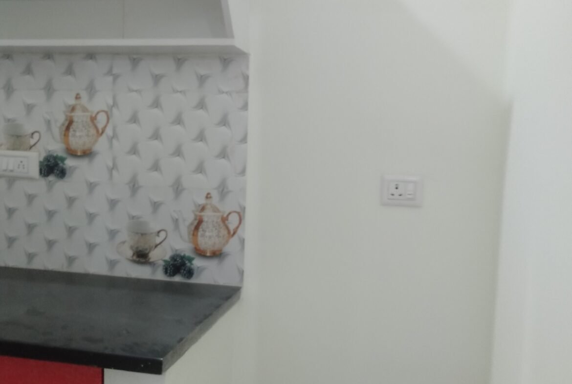 "Spacious 400 sqft 1BHK Flat for rent in BTM Layout 2nd Stage | Modern Construction & Excellent Ventilation | Ample Bike Parking Available" Kitchen https://renthouzz.in/