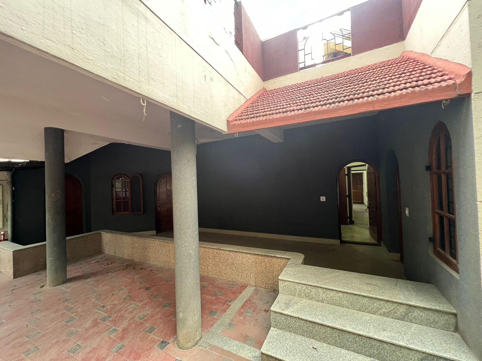 Rent a Beautiful 3BHK Independent House in a Peaceful Neighborhood | Ejipura | Bangalore | Front View | https://renthouzz.in/