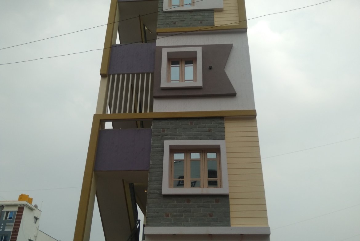 Independent Rental Building for sale | Honngsandra | New Mico Layout | https://www.renthouzz.in