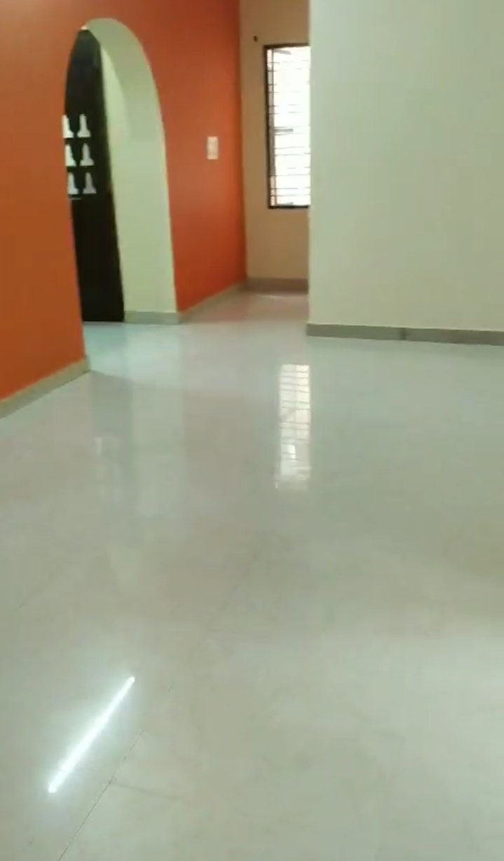 2 BHK Flat for rent in Koramangala 6th Block Near Bethany school very near to NGV Signal | Hall https://renthouzz.in