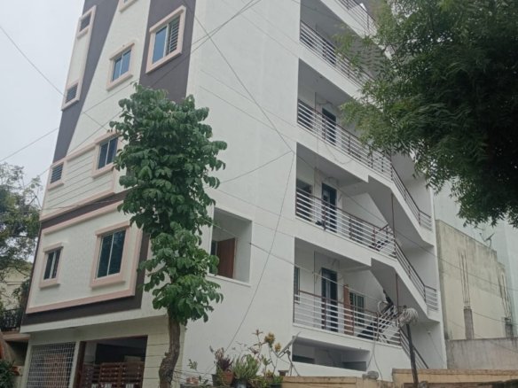 Independent Rental Income Building for Sale | Side View| Devarachikkanhalli | Bengaluru, Karnataka 560068 https://renthouzz.in/