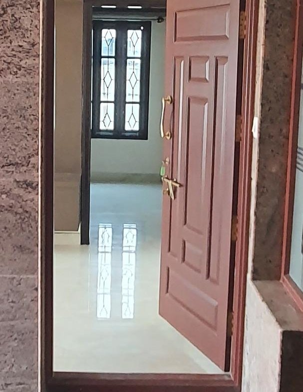 1 Bhk Semi Furnished Flat |for Rent | Ashwini Layout Ejipura Bangalore | Entrance | https://www.renthouzz.in/