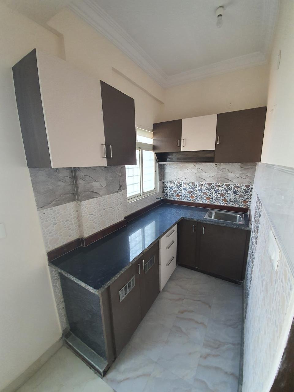 1 Bhk Semi Furnished Flat |for Rent | Ashwini Layout Ejipura Bangalore | Kitchen | https://www.renthouzz.in/