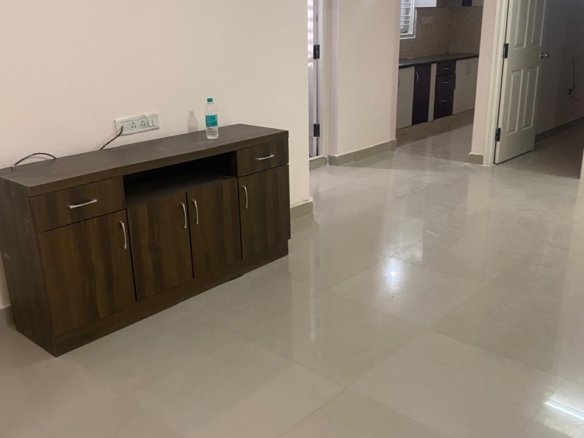 2BHK semi furnished Flat in Koramangla 6th block | Bangalore | https://renthouzz.in/area/koramangala/