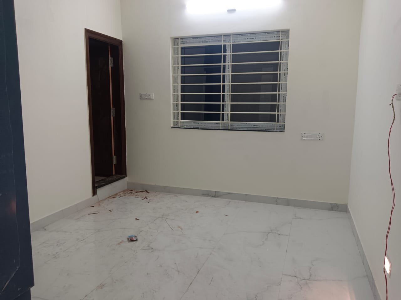 3BHK Semi Furnished Flat | Near D Mart KOramangla | Bangalore