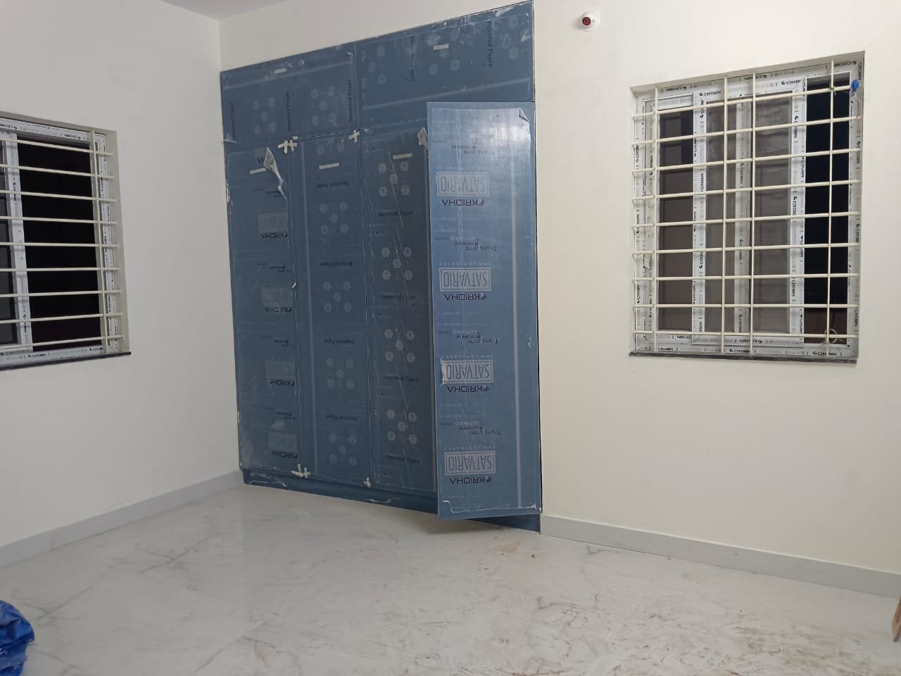 3BHK Semi Furnished Flat | Near D Mart KOramangla | Bangalore