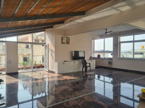 Office space for rent | Kalena Agrahara, Near Decathalon, Bannerghatt Main Road, Bangalore | https://renthouzz.in/property-type/office/