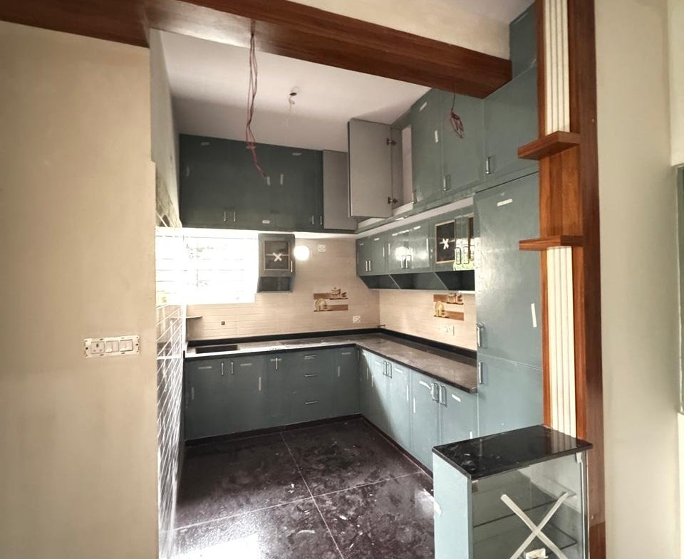 2BHK flat for Rent | Brand New Apartment Flat | Singsandra | Bangalore | https://renthouzz.in/