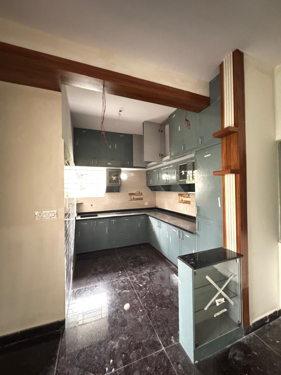 2bhk Semi Furnished 2BHK flat for Rent | Brand New Apartment Flat | Singsandra | Bangalore | https://renthouzz.in/