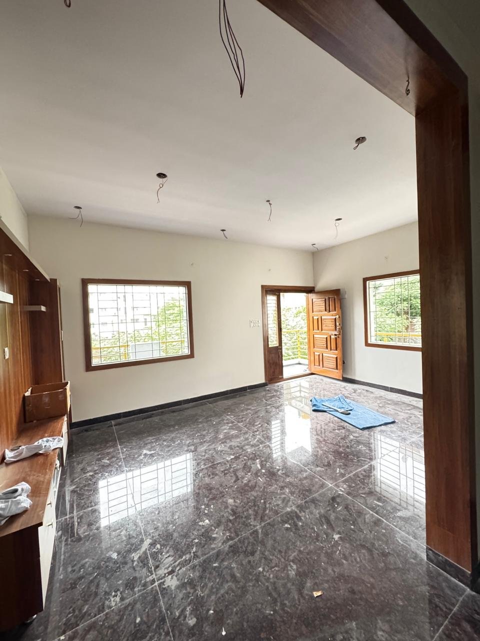 2bhk Semi Furnished 2BHK flat for Rent | Brand New Apartment Flat | Singsandra | Bangalore | https://renthouzz.in/